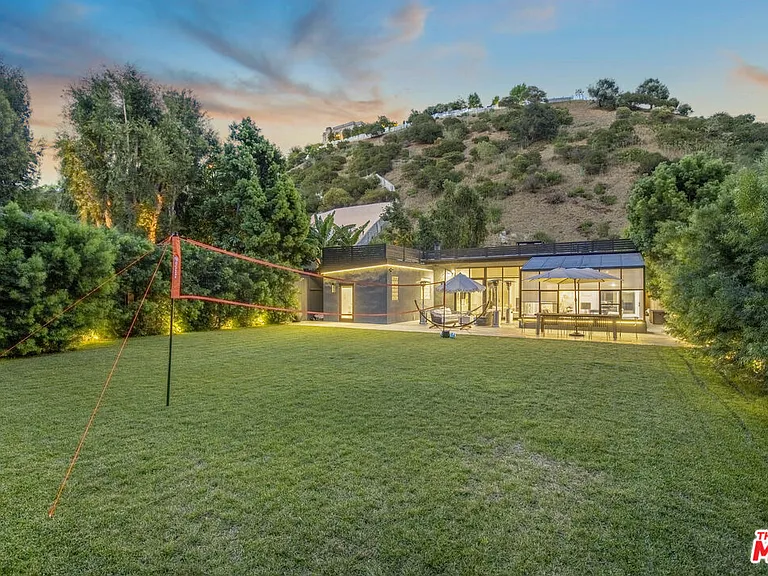 1833 Franklin Canyon Dr — Photo 3