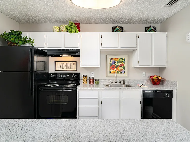 Park Canyon Apartments — Photo 25