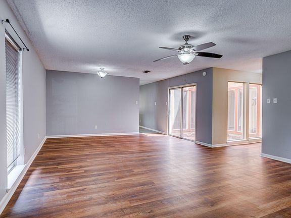 5th image of 16023 Havenhurst Dr