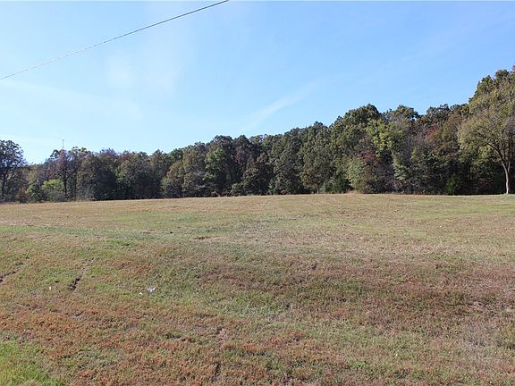 5th image of 45 Bowen Hwy E