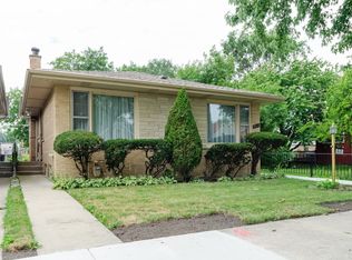 8630 S Bennett Ave, Chicago, IL