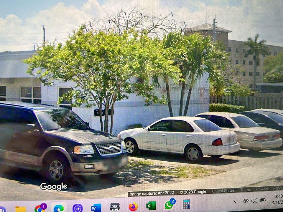 2nd image of 272 3er St Floor B