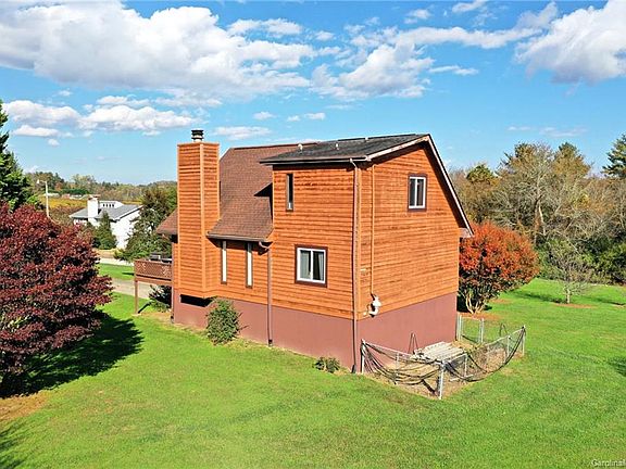 3rd image of 23 Apple Blossom Ln #12