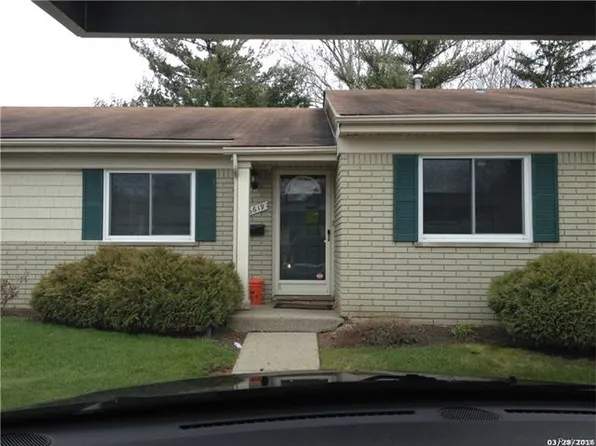26619 Franklin Pointe Dr #1, Southfield, MI 48034