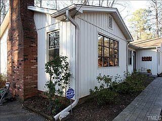 3rd image of 3009 Beech Grove Dr