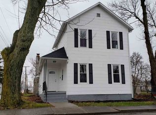 115 W Clark St, Garrett, IN 46738