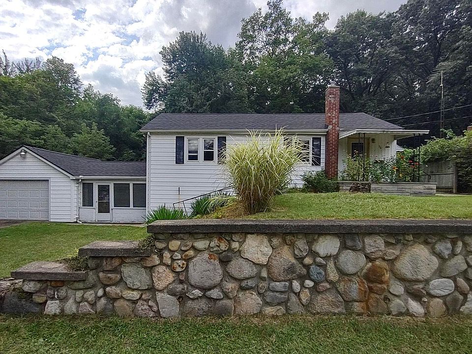1st image of 98 Allene Ave