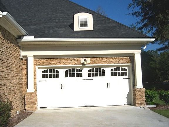 Garage-Carriage Style doors 