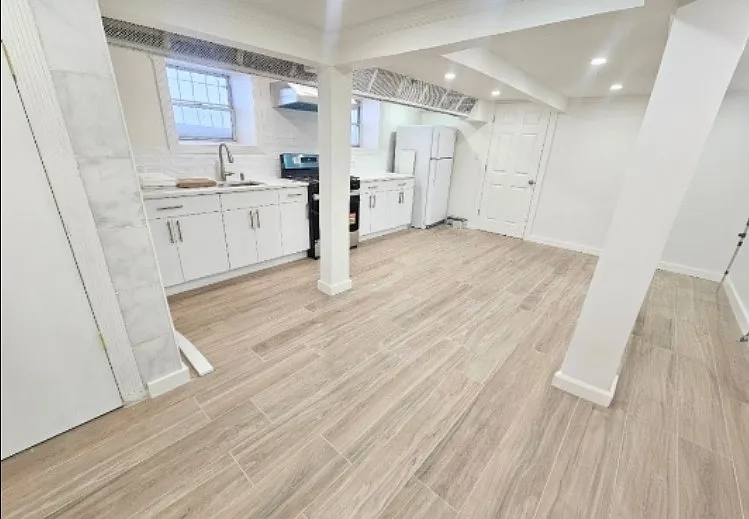 378 Linden Blvd #2 — Photo 2