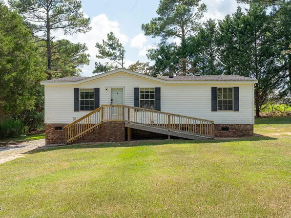 3189 State Highway 55 W, Coats, NC 27521