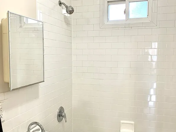 3188 John F Kennedy Boulevard image 11 of 12