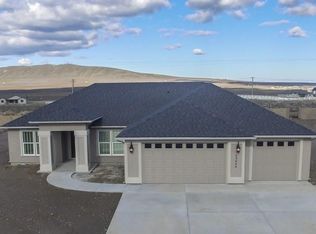 82604 Sagebrush Rd, Kennewick, WA 99338