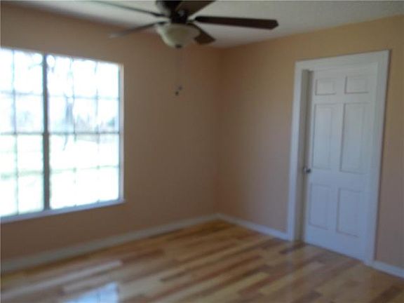 5th image of 3132 Chippewa Trl