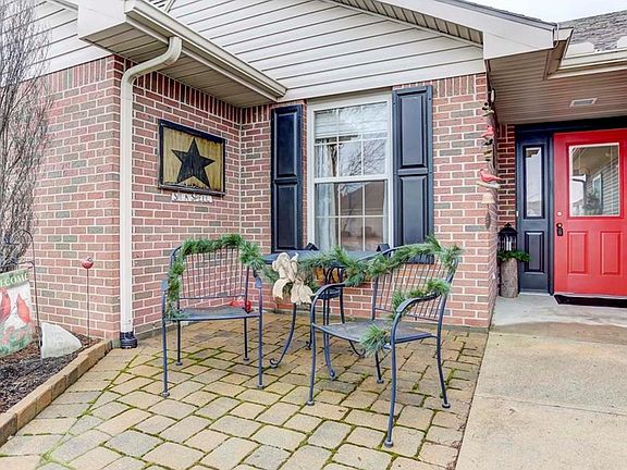 5th image of 2790 Huntington Dr