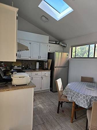 2nd image of 82 Venice Ave #2