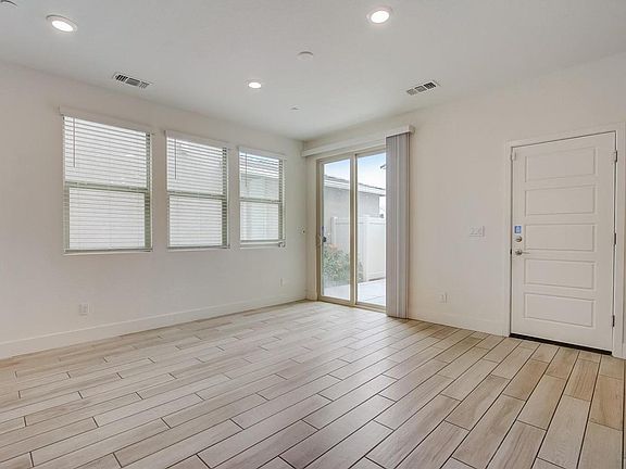 5th image of 1806 Terracina Dr