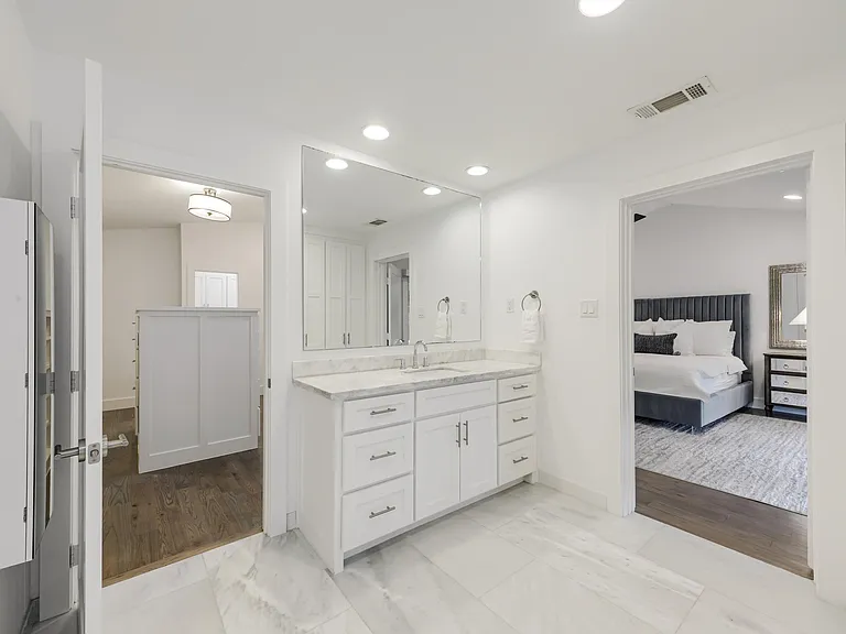 4139 Allencrest Ln — Photo 23