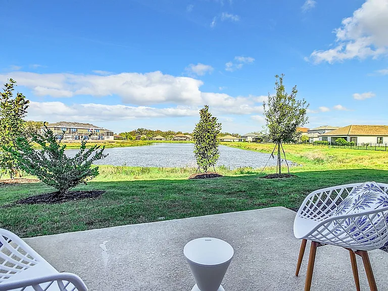3588 Landing Net Dr — Photo 32
