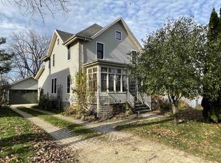 149 Udey St, Columbus, WI 53925