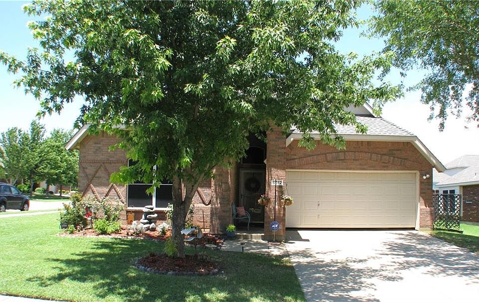 1st image of 6012 Meadowglen Dr