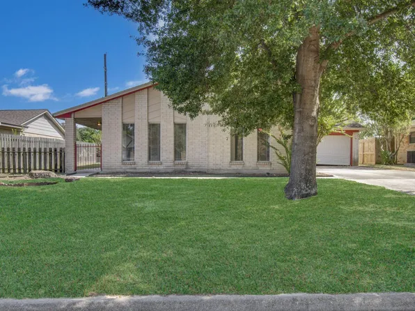 10215 Windriver Dr, Houston, TX 77070