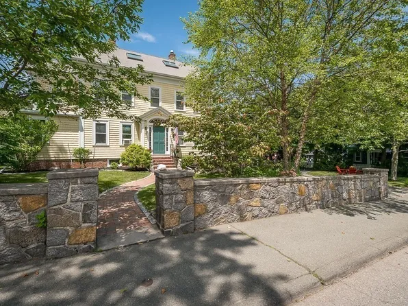 46 High St #3, Rockport, MA 01966