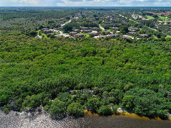 4th image of 6088 SE Riverboat Dr #736