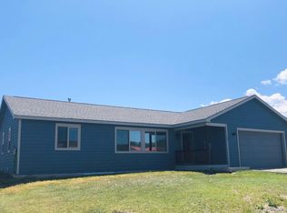 503 E Nevava St, Hot Sulphur Springs, CO 80451