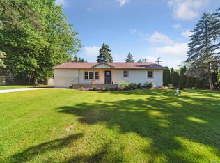 880 W Wilkinson Rd, Owosso, MI 48867