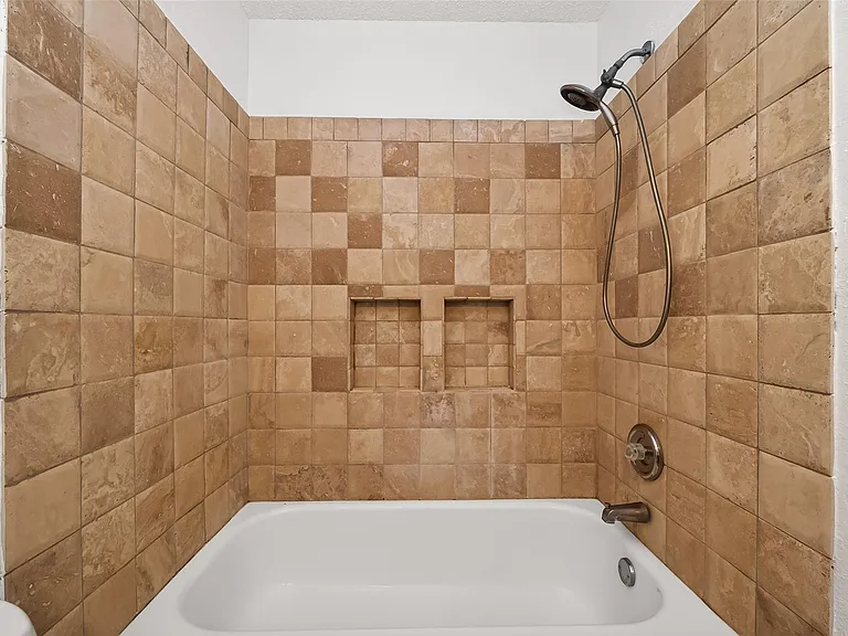 42 Rockridge Dr — Photo 27