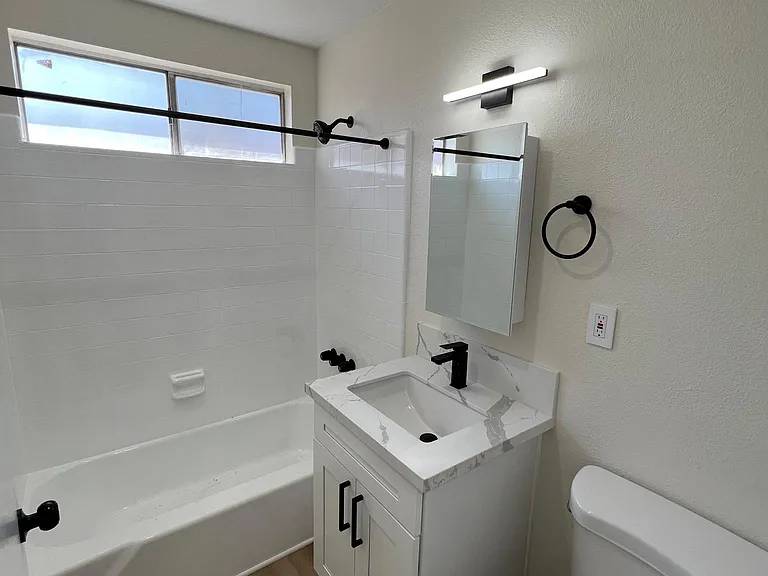 537 Ramona Ave — Photo 7