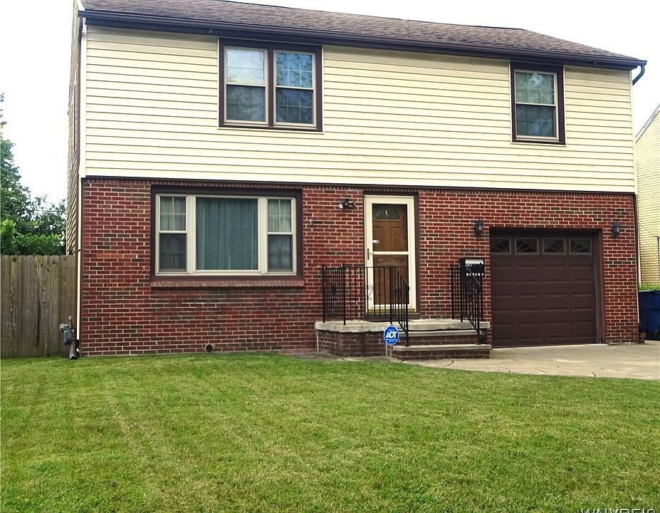 1st image of 20 Mona Dr