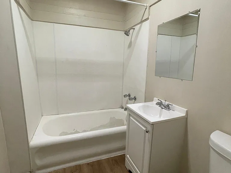 420 W Keefe Ave #420 — Photo 6
