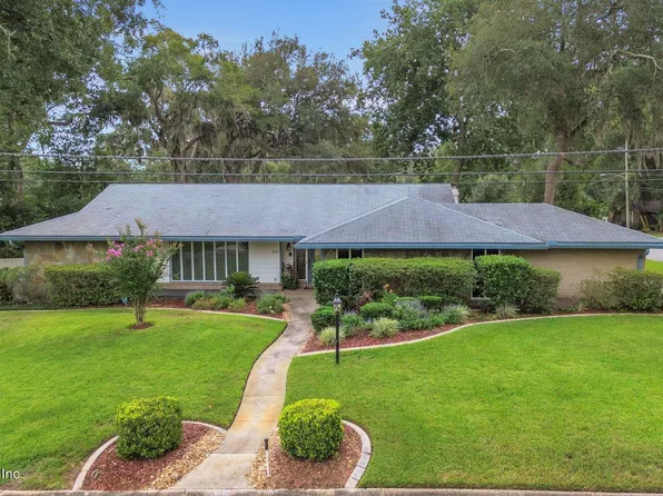 6410 WALTHO Drive, Jacksonville, FL 32277