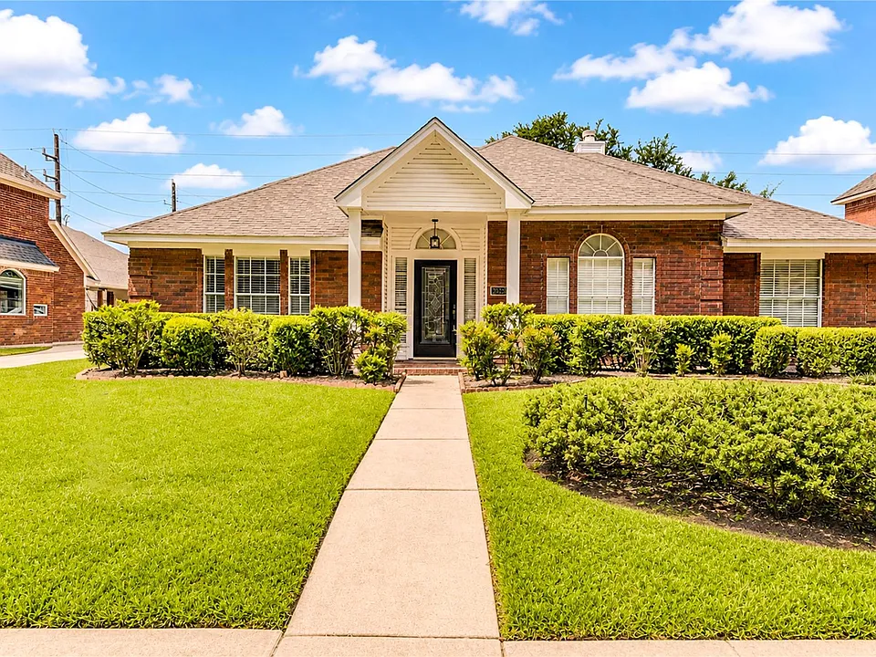 3223 Richland Dr