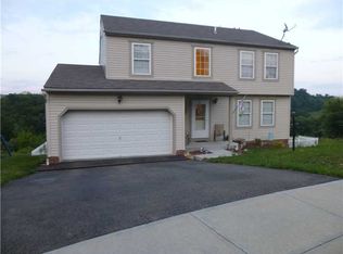 221 Redfield Dr, Oakdale, PA 15071