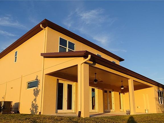 5th image of 132 Hammock Oak Cir