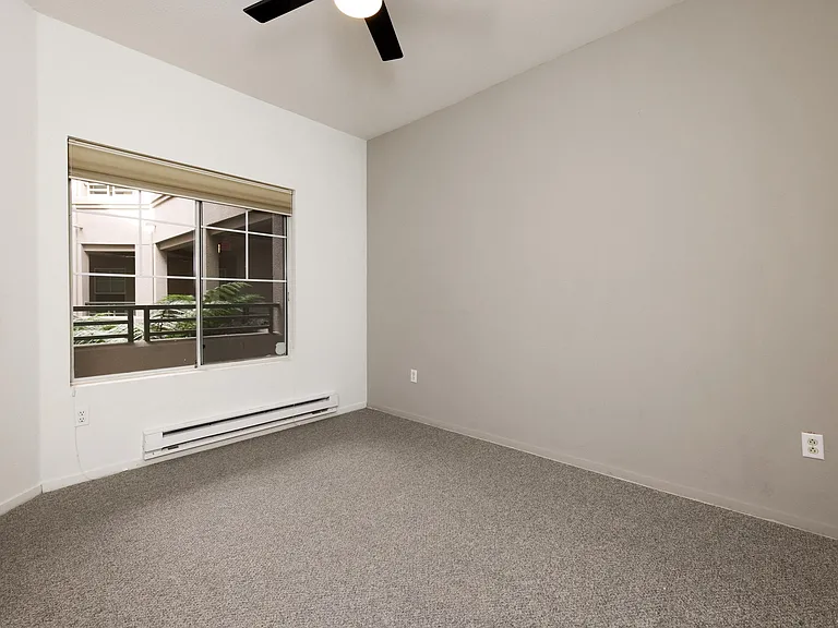220 Caldecott Ln #201 — Photo 22