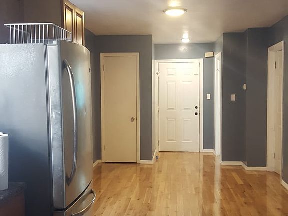 2nd image of 58 Caroline St Floor 1