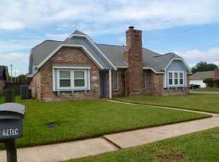 4402 Aztec St, Pasadena, TX 77504