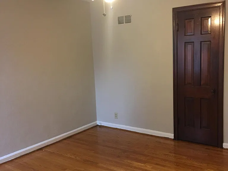 6311 Sutherland Ave — Photo 10