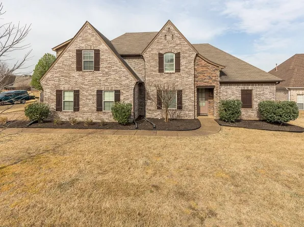 5153 Melissa Woods Dr, Bartlett, TN 38135