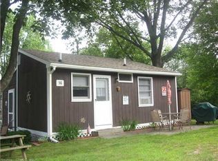 1 Day Point Rd #14, East Hampton, CT 06424