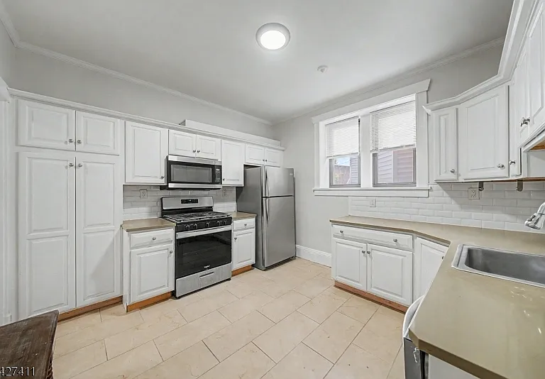 204 Church St #1D — Photo 2