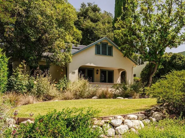 689 E Woodbury Rd, Altadena, CA 91001