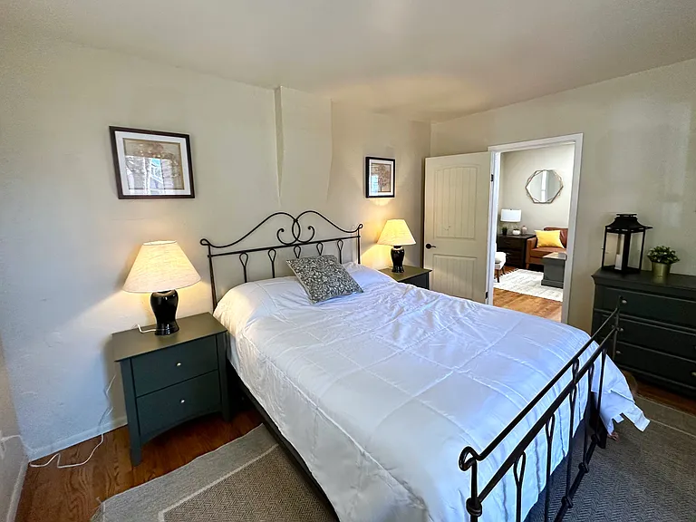 2325 W Pikes Peak Ave — Photo 10