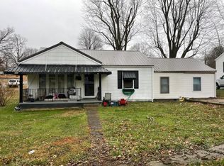 601 N 3rd St, Central City, KY 42330