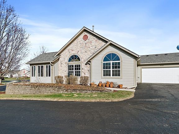 2nd image of 2046 Olmstead Dr #7A