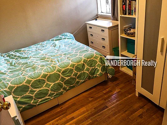 Rented by Vanderborgh Realty  | media 8