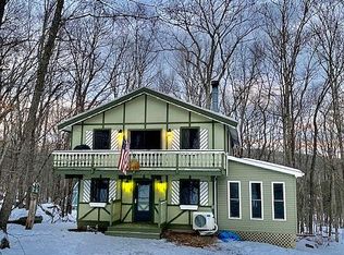 119 Liberty Ln, Lackawaxen, PA 18435